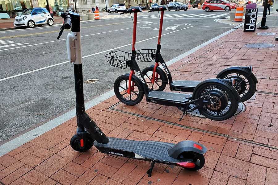 two wheel razor scooter